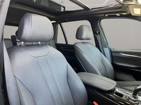 Used 2018 BMW X5 sDrive35i w/ M Sport Package image 16
