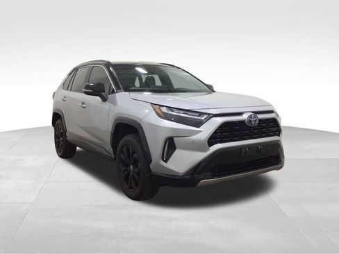 Used 2024 Toyota RAV4 XSE image 4