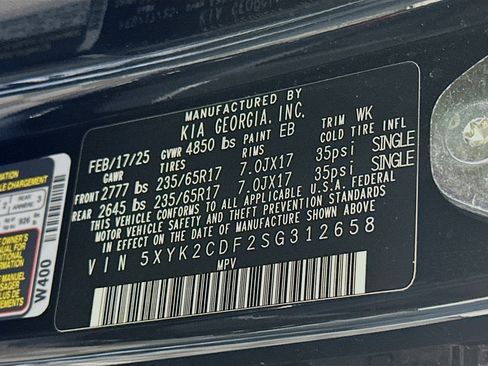 Used 2025 Kia Sportage LX image 12