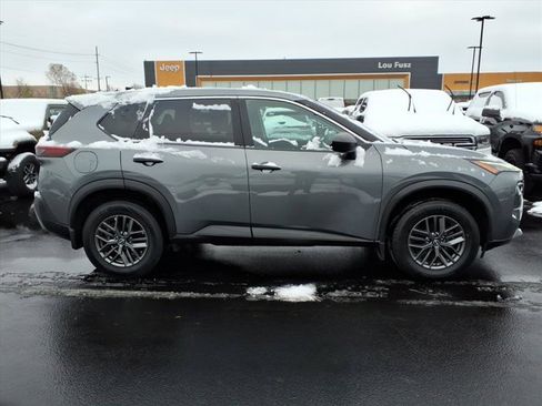 Used 2023 Nissan Rogue S image 27