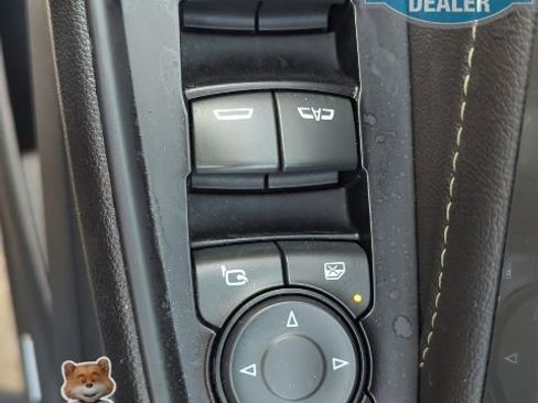 Used 2023 Chevrolet Traverse LT w/ LT Premium Package image 15