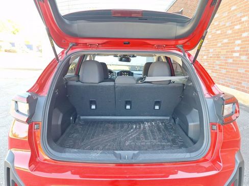 Used 2024 Subaru Crosstrek 2.0i Premium image 24