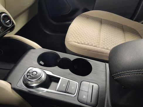 Used 2021 Ford Escape SE w/ Convenience Package image 26