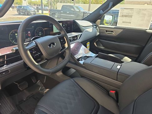 New 2026 INFINITI QX80 Autograph w/ Premium Cargo Package AWD/4WD image 17