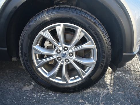 Used 2020 Ford Explorer Limited image 20