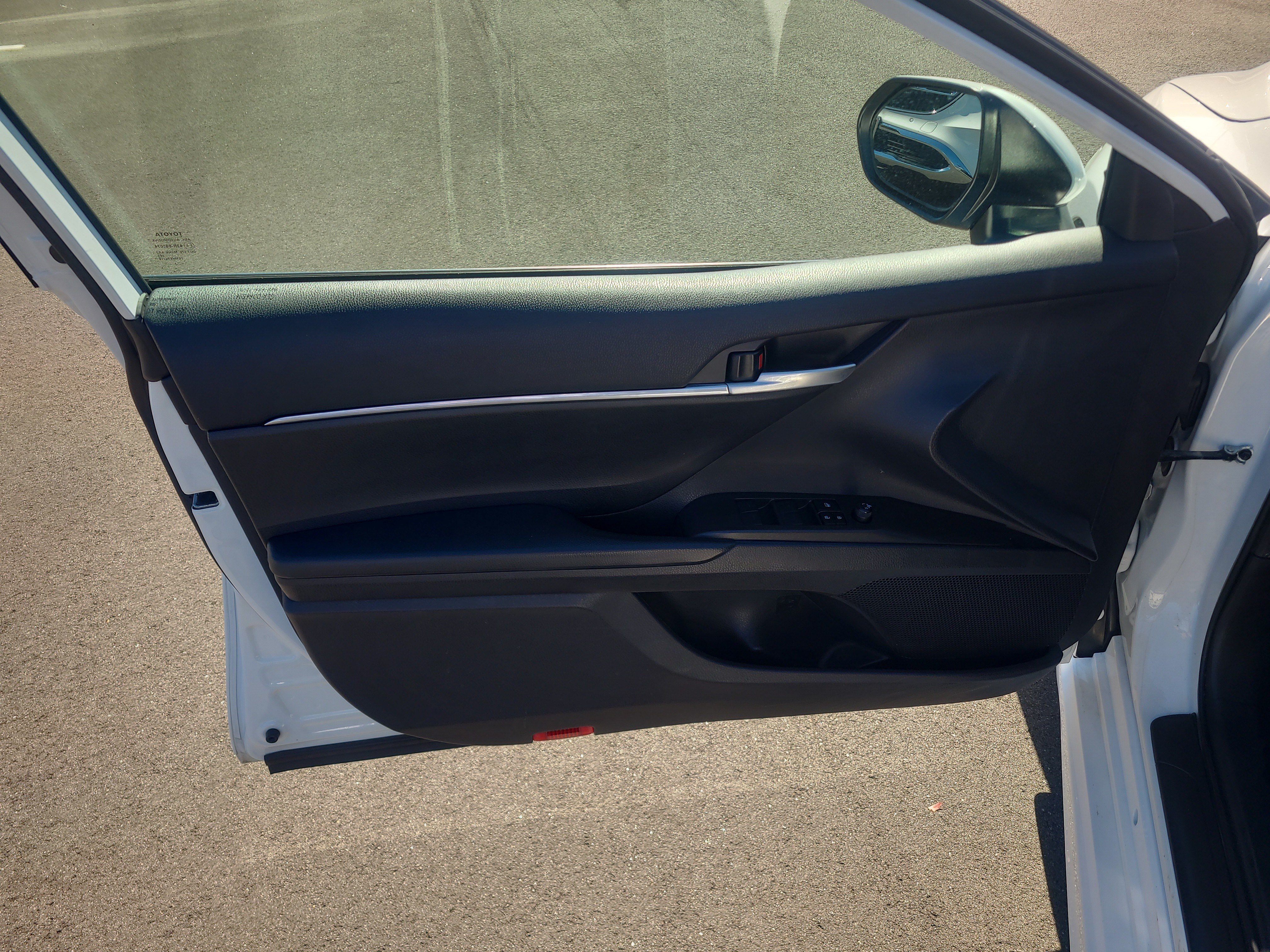 Certified 2024 Toyota Camry SE w/ Cold Weather Package FWD image 14