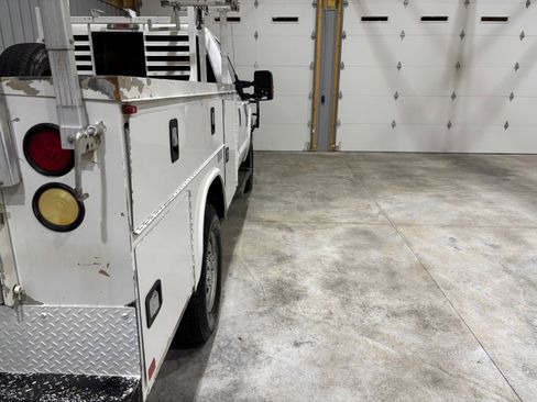 Used 2016 Ford F350 XL w/ Power Equipment Group image 10