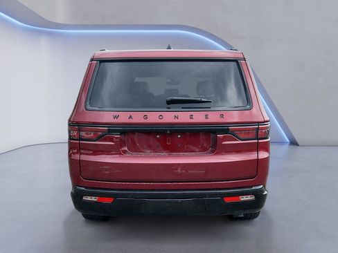 Used 2024 Jeep Wagoneer Series II w/ Convenience Group I AWD/4WD image 4