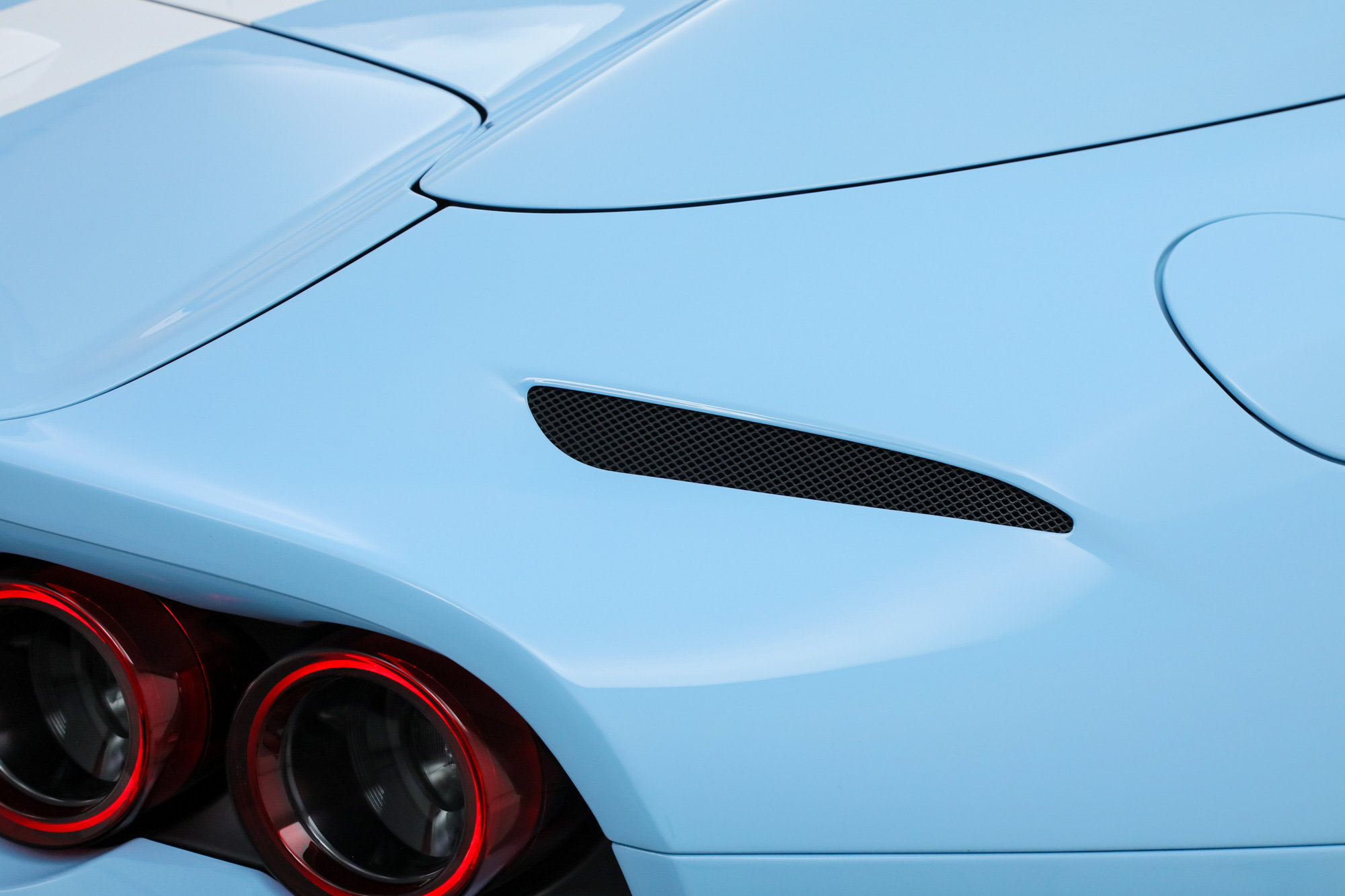 Certified 2023 Ferrari 812 GTS RWD image 27