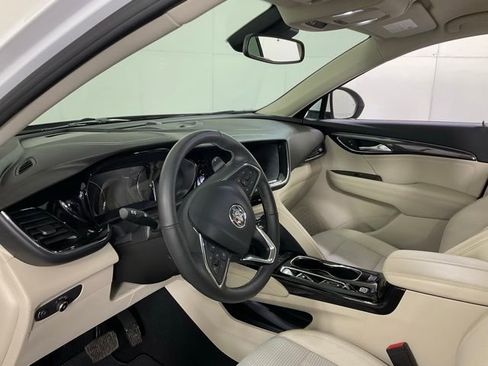 Used 2022 Buick Envision Preferred image 22