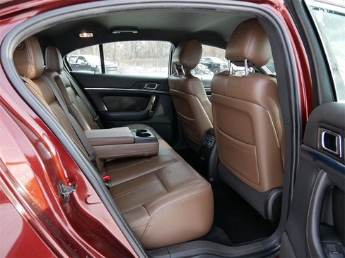 Used 2016 Lincoln MKS AWD image 9