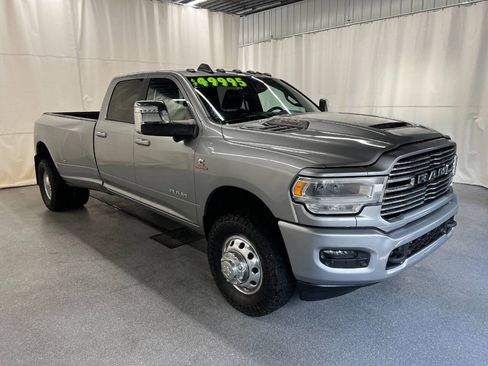 Used 2023 RAM 3500 Laramie AWD/4WD image 3