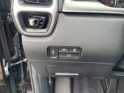 Certified 2023 Kia Sorento EX AWD/4WD image 19