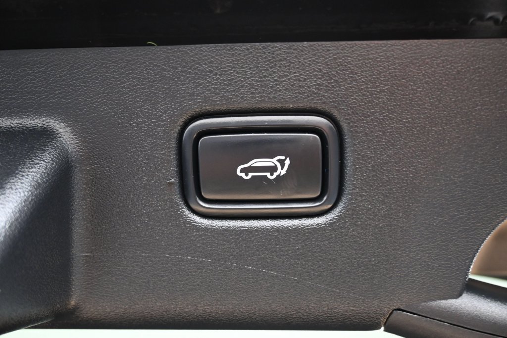 Used 2024 Kia EV6 Wind w/ Wind Technology Package AWD/4WD image 16