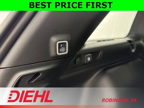 New 2025 Jeep Grand Cherokee Limited image 11