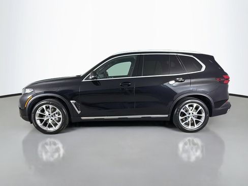 Certified 2024 BMW X5 sDrive40i w/ Parking Assistance Package RWD image 4