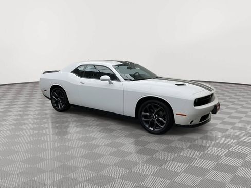 Used 2019 Dodge Challenger SXT w/ Driver Convenience Group RWD image 35