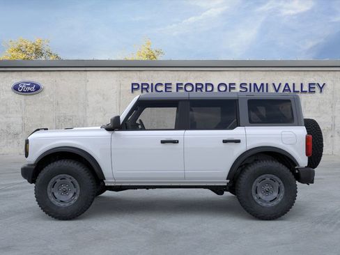 Used 2025 Ford Bronco 4-Door w/ Sasquatch Package AWD/4WD image 3