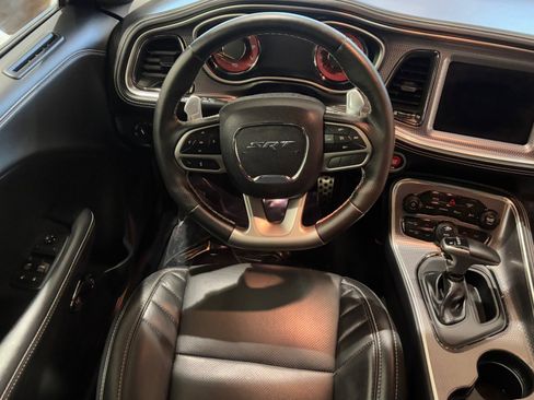 Used 2020 Dodge Challenger SRT Hellcat image 14