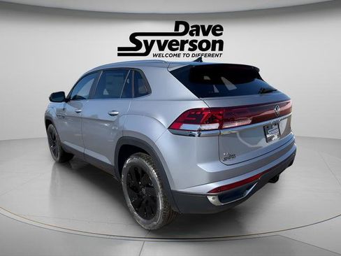 New 2026 Volkswagen Atlas Cross Sport SE AWD/4WD image 3