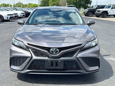 Used 2024 Toyota Camry SE FWD image 8