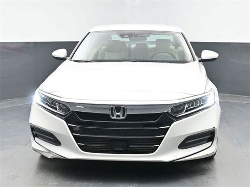 Used 2019 Honda Accord LX image 3