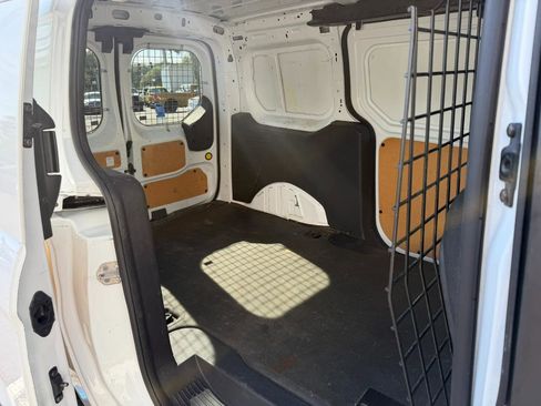 Used 2016 Ford Transit Connect XLT FWD image 36