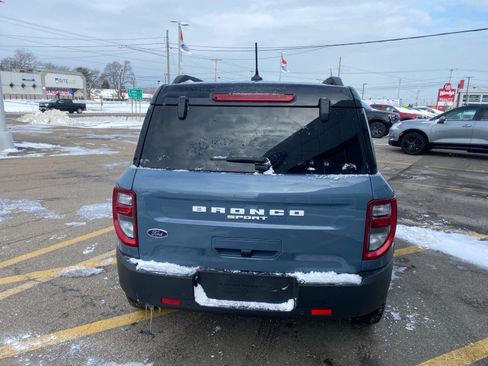 Used 2024 Ford Bronco Sport Outer Banks image 4
