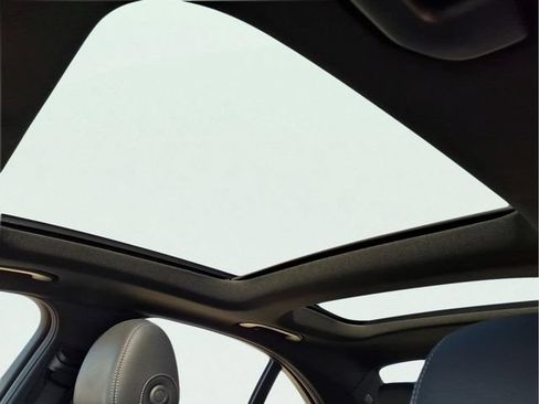 Used 2018 Mercedes-Benz C 300 4MATIC Sedan image 20