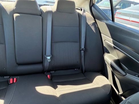 Used 2025 Nissan Altima 2.5 SV image 37