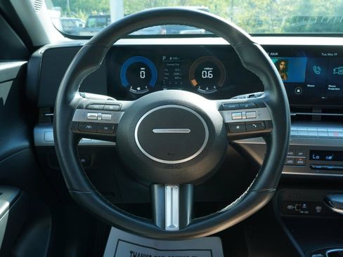 Used 2024 Hyundai Kona SEL AWD/4WD image 24