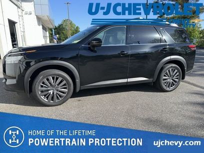 Used 2024 Nissan Pathfinder SL w/ SL Premium Package