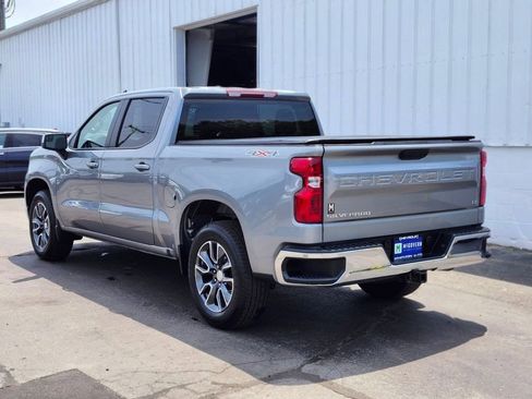 Used 2024 Chevrolet Silverado 1500 LT AWD/4WD image 3