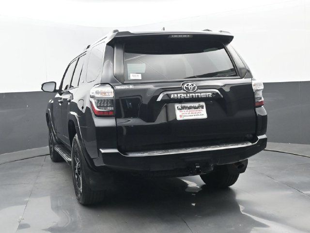 Used 2019 Toyota 4Runner SR5 RWD image 20