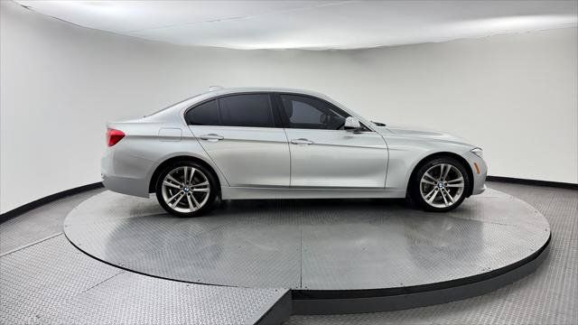 Used 2017 BMW 330i Sedan RWD image 9