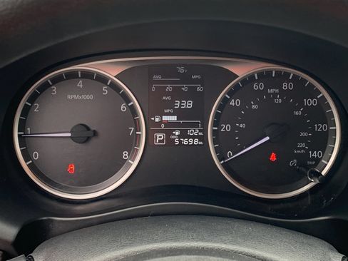 Used 2022 Nissan Kicks S FWD image 15