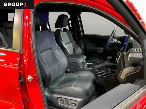 Certified 2025 Toyota 4Runner TRD Off-Road Premium w/ Tow Technology Package AWD/4WD image 9