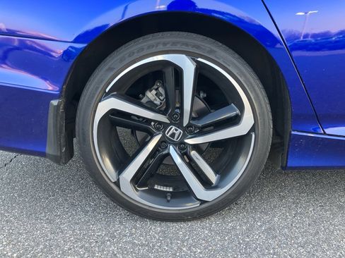 Certified 2022 Honda Accord Sport image 27