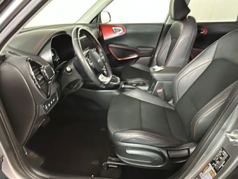 Used 2023 Kia Soul GT-Line FWD image 12