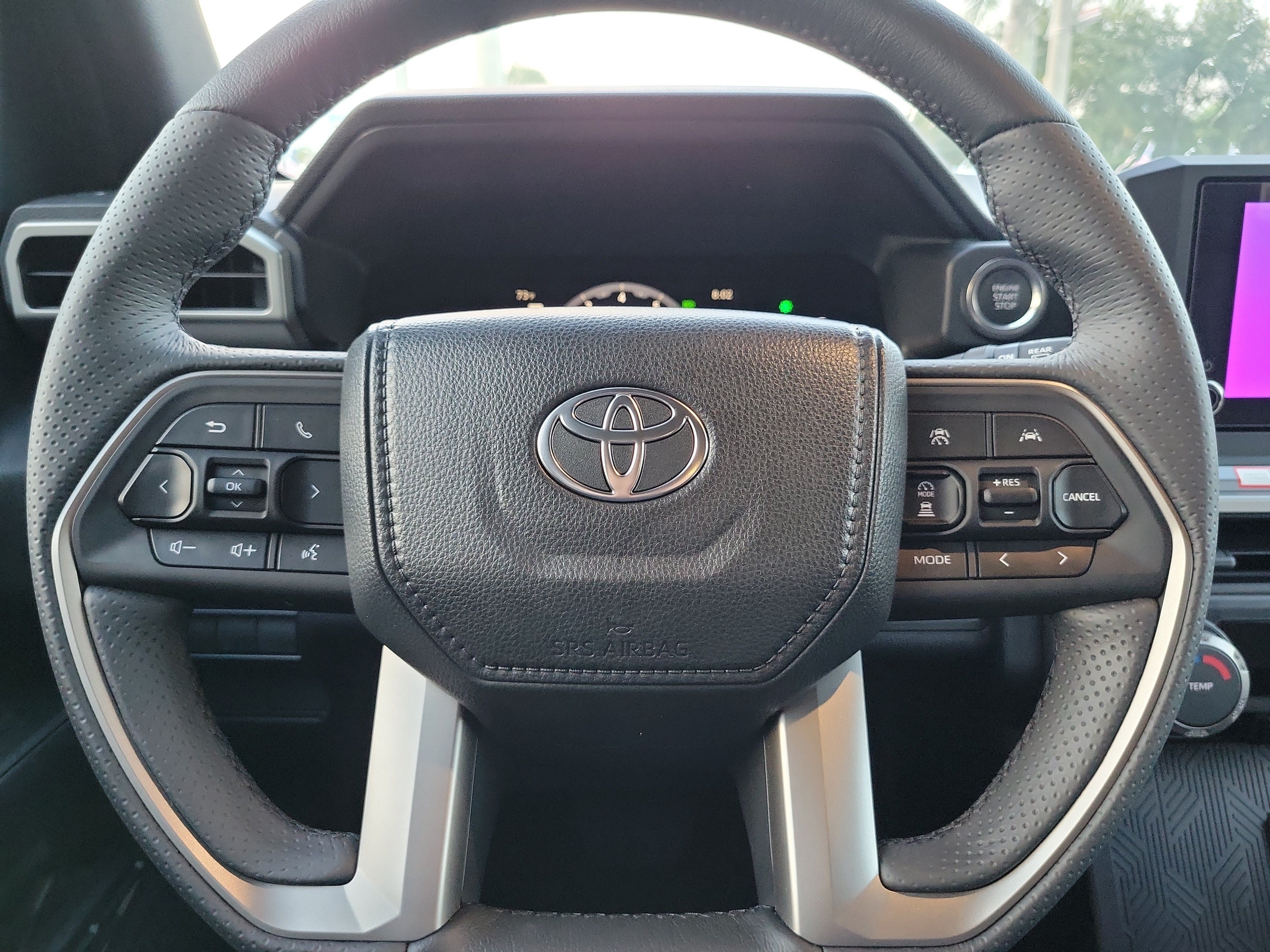 Used 2026 Toyota 4Runner SR5 AWD/4WD image 23