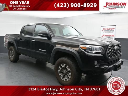 Used 2023 Toyota Tacoma TRD Off-Road image 1