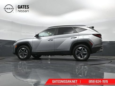 Used 2025 Hyundai Tucson SEL AWD/4WD image 45