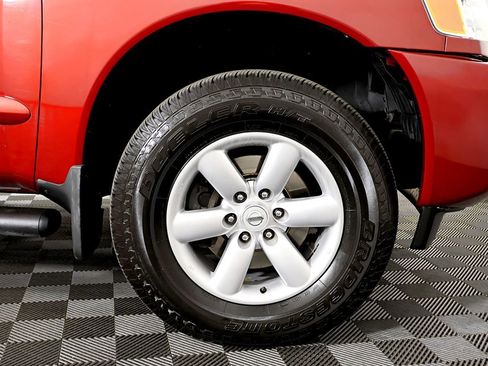 Used 2015 Nissan Titan SV image 55