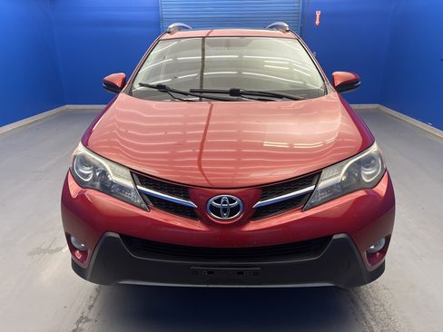 Used 2014 Toyota RAV4 XLE FWD image 3
