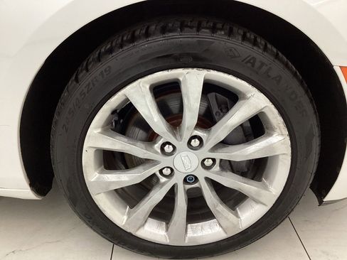 Used 2017 Cadillac XTS Luxury image 44