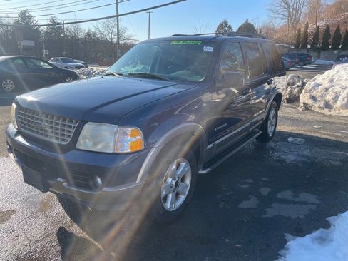 Used 2004 Ford Explorer Eddie Bauer image 3