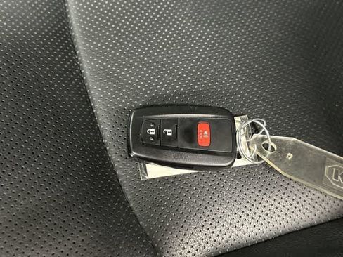 Used 2024 Toyota 4Runner Limited AWD/4WD image 33