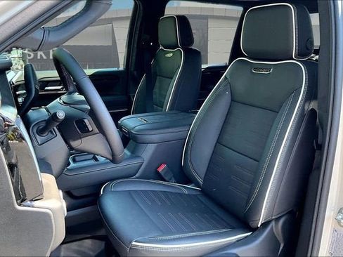 New 2026 GMC Sierra 2500 AT4X AWD/4WD image 11