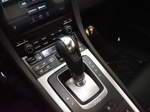 Certified 2025 Porsche 718 Cayman RWD image 28