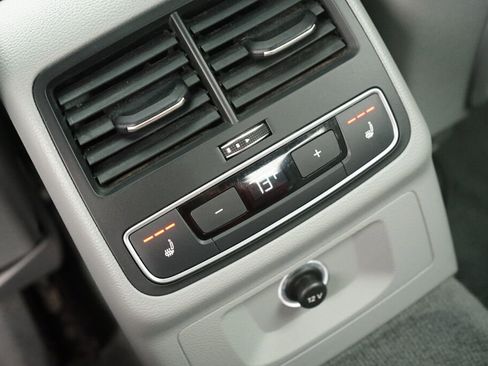 Used 2018 Audi A4 2.0T Premium Plus image 16